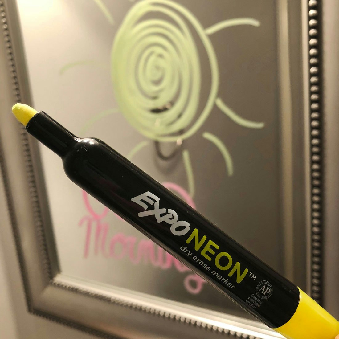 Create Motivational Mirror Notes With EXPO Marker